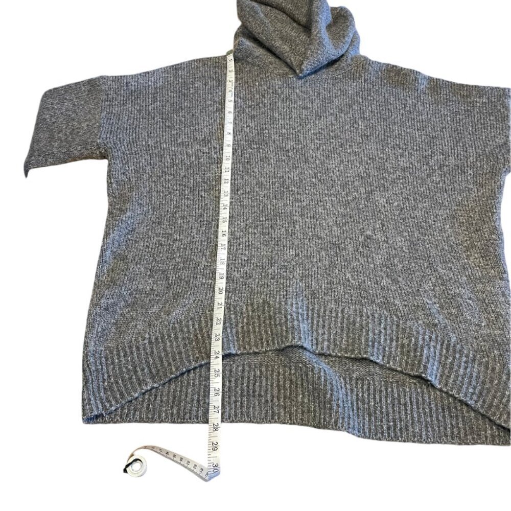 H&M Gray Turtle Neck Baggy Oversized Sweater High Low Wool Blend Women's Large - Picture 6 of 9
